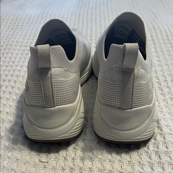 Skechers Women's Off White Athletic Shoes - Picture 4 of 7